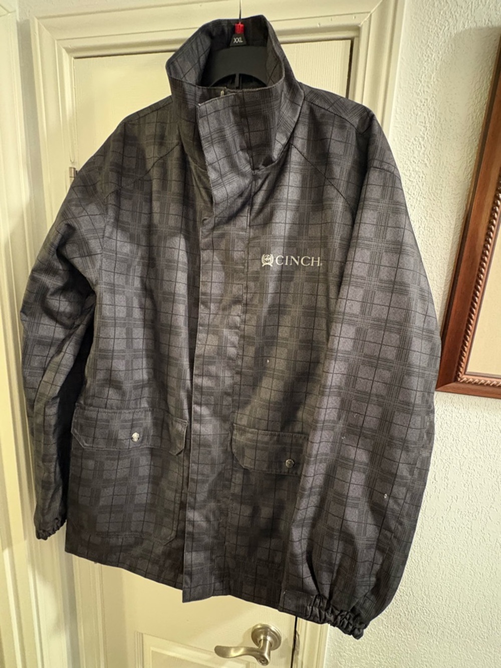 Cinch Men's Gray Black Plaid Raincoat